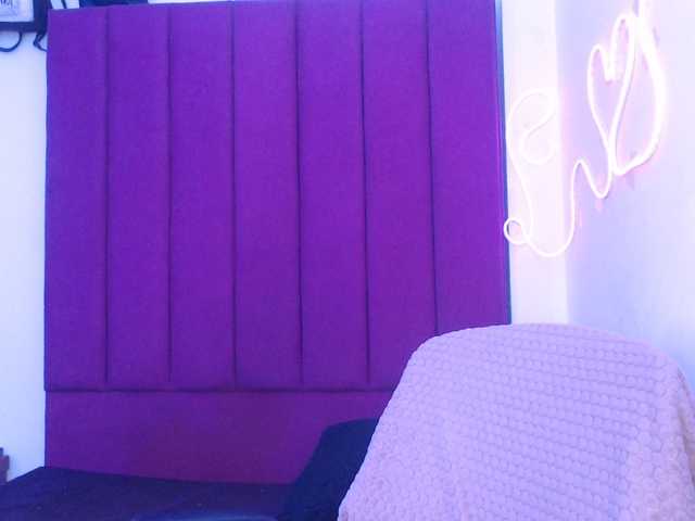 MiaSmiith live cam on BongaCams