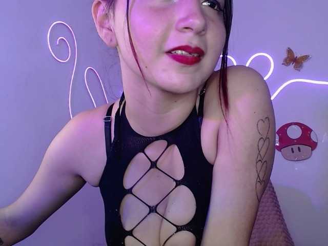 MiaSmiith live cam on BongaCams