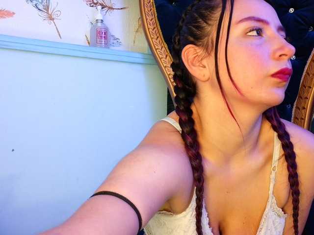 MiaSmiith live cam preview