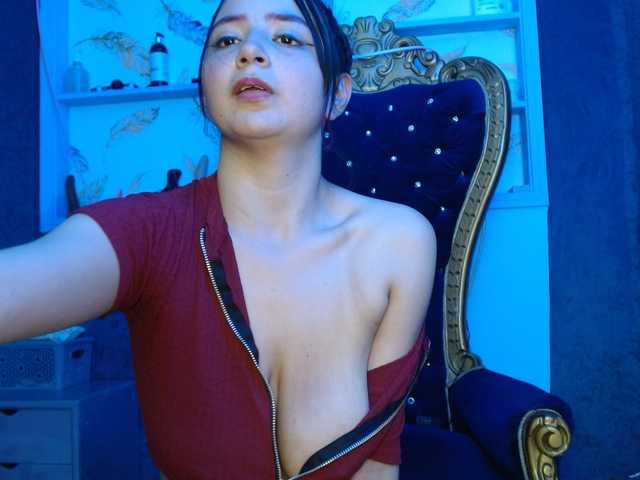 MiaSmiith live cam on BongaCams