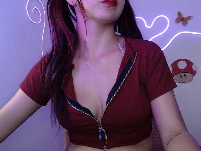 MiaSmiith live cam on BongaCams