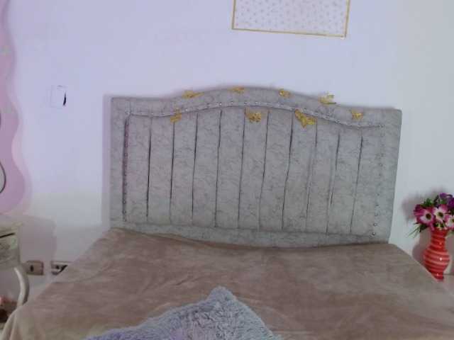 MiaSmiith live cam on BongaCams