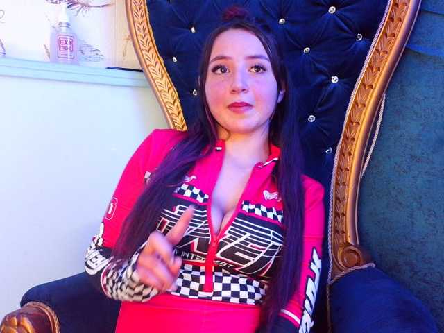 MiaSmiith live cam on BongaCams
