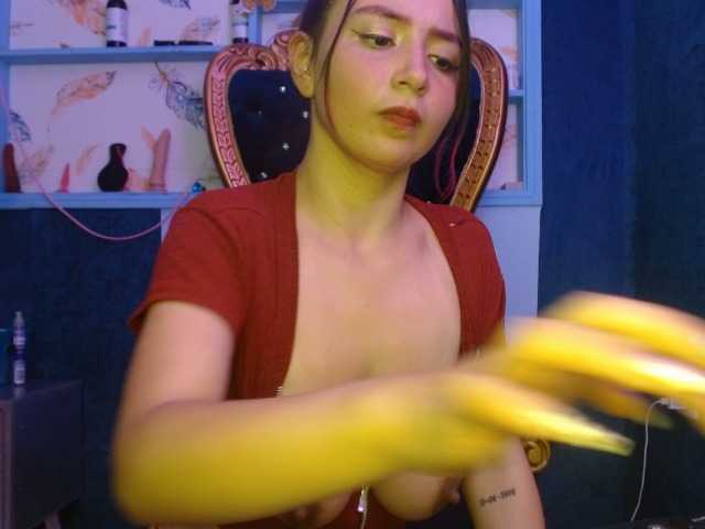 MiaSmiith live cam preview