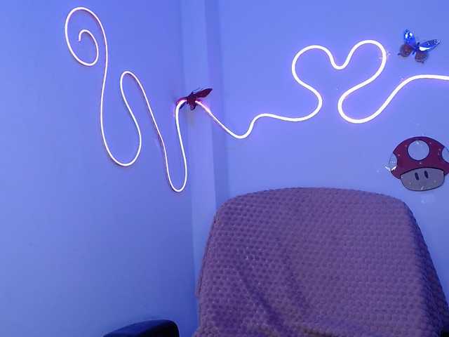 MiaSmiith live cam on BongaCams