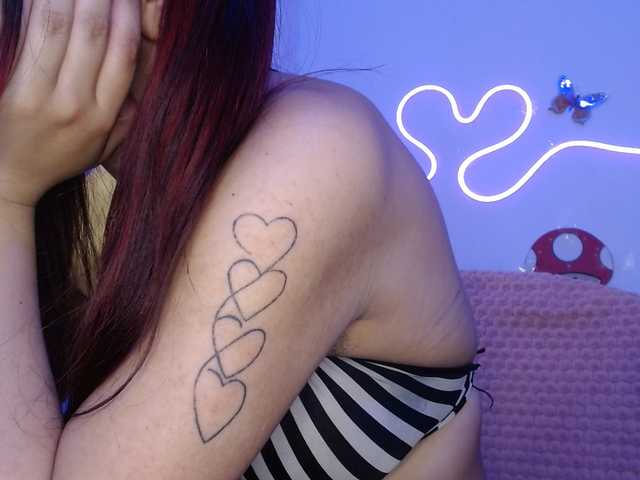 MiaSmiith live cam on BongaCams
