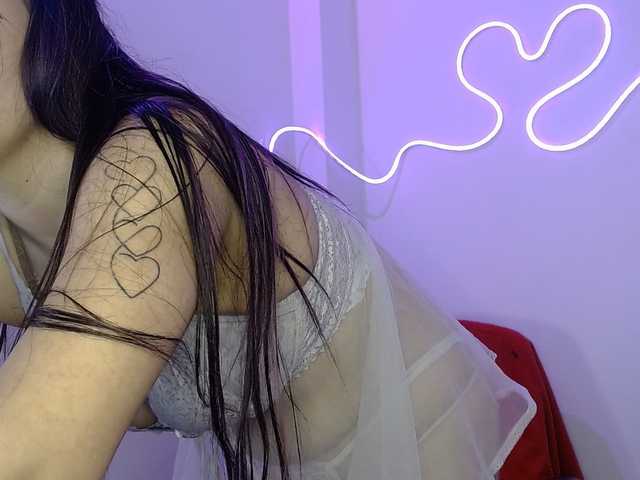 MiaSmiith live cam on BongaCams