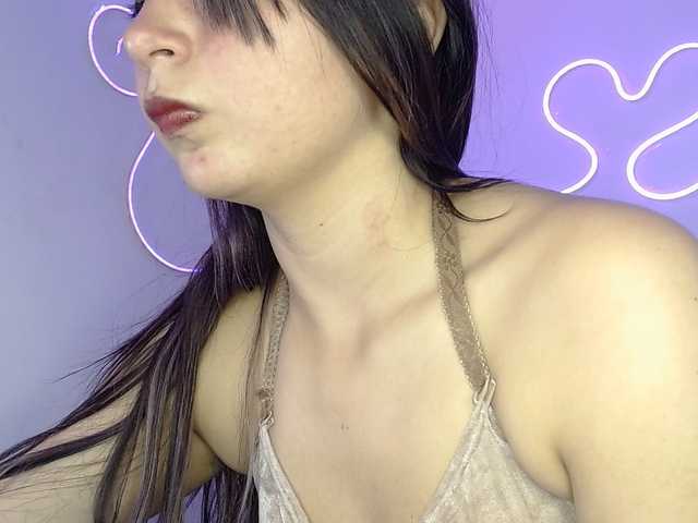 MiaSmiith live cam on BongaCams