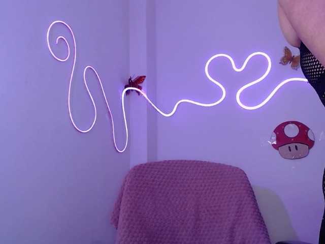 MiaSmiith live cam on BongaCams