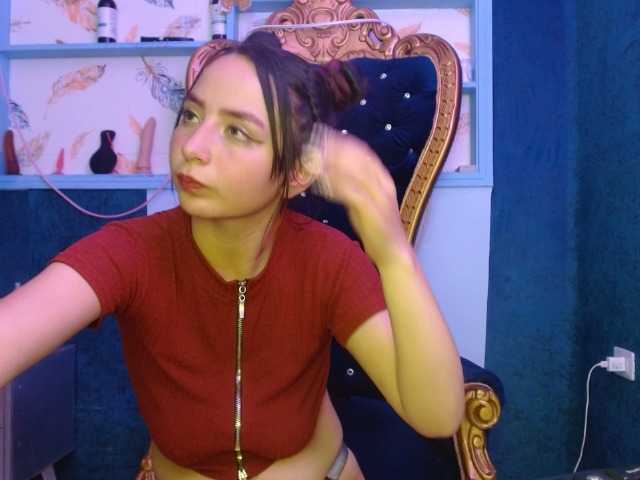 MiaSmiith live cam on BongaCams