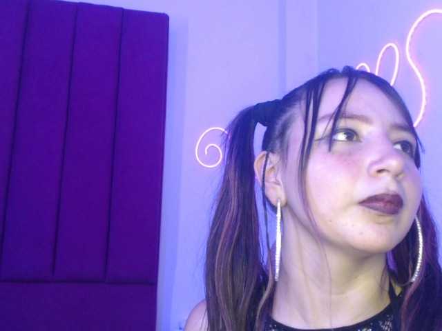 MiaSmiith live cam on BongaCams