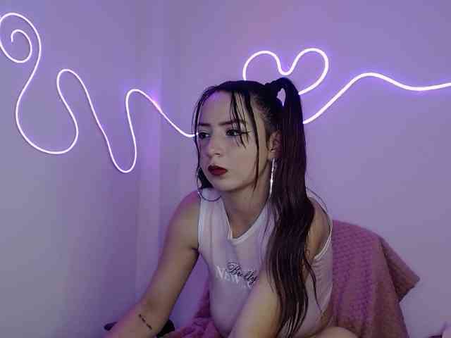 MiaSmiith webcam