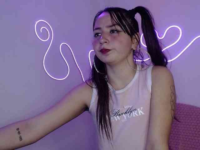 MiaSmiith webcam