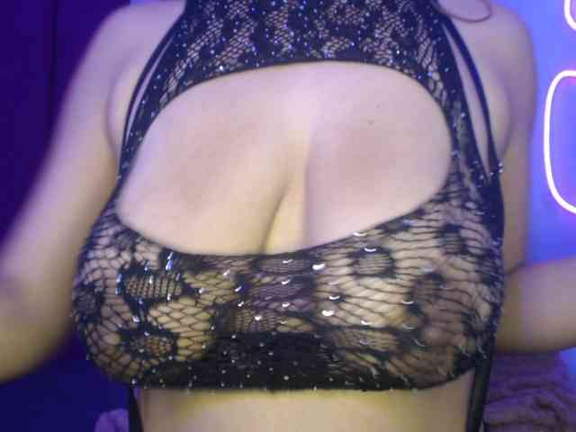 MiaSmiith webcam