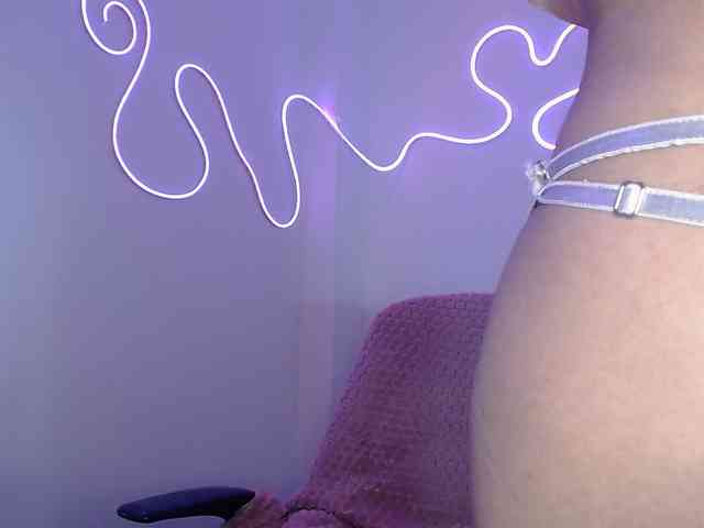 MiaSmiith webcam