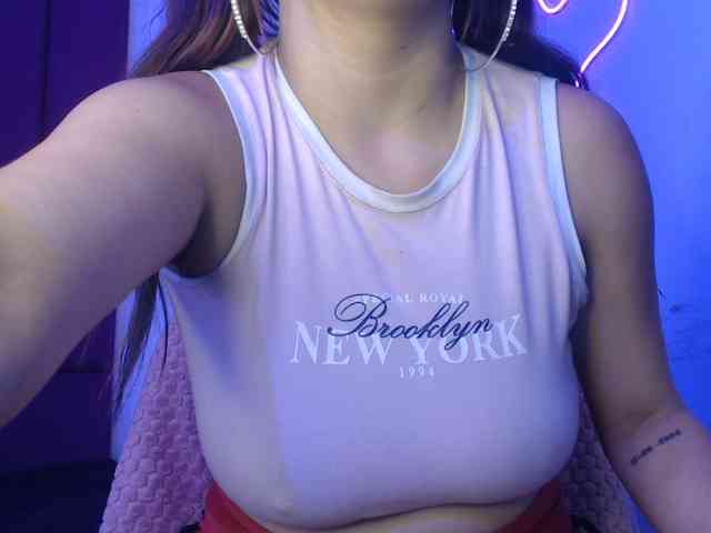 MiaSmiith webcam