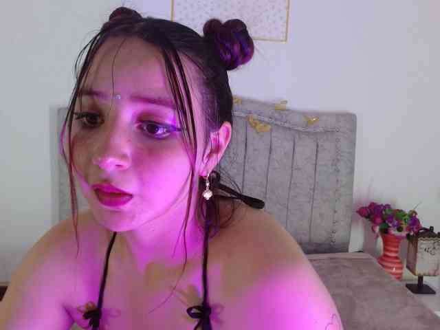 MiaSmiith webcam