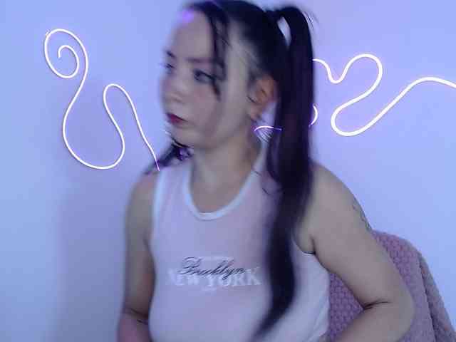 MiaSmiith webcam