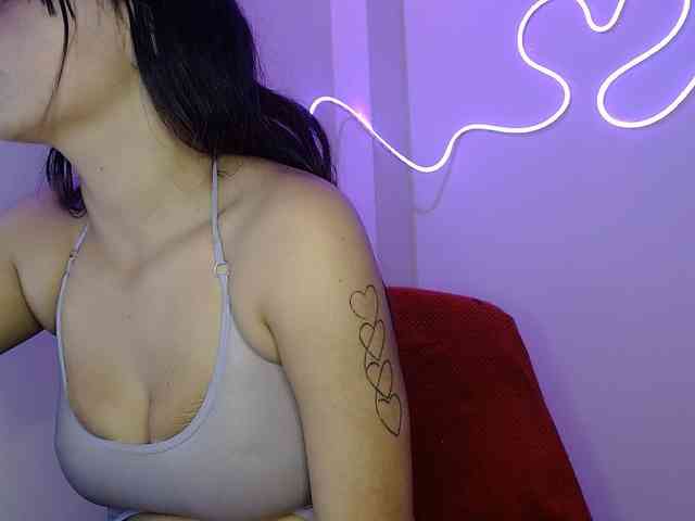 MiaSmiith webcam