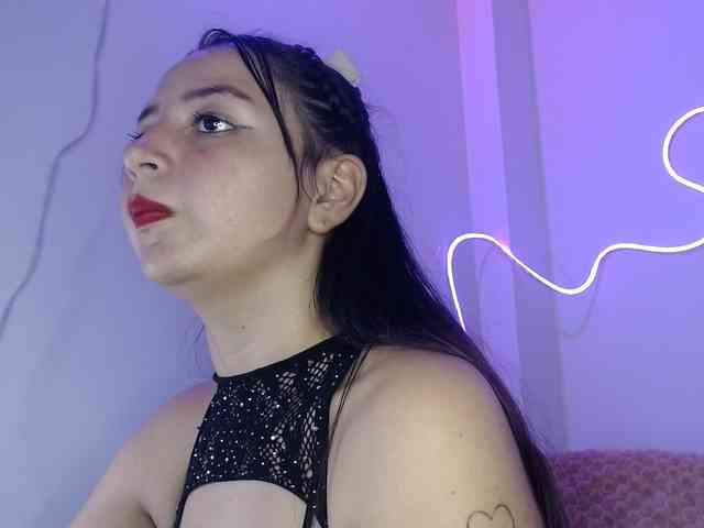 MiaSmiith webcam