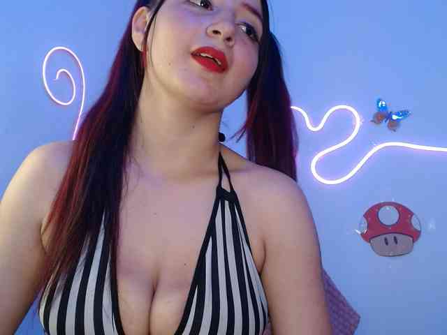 MiaSmiith webcam