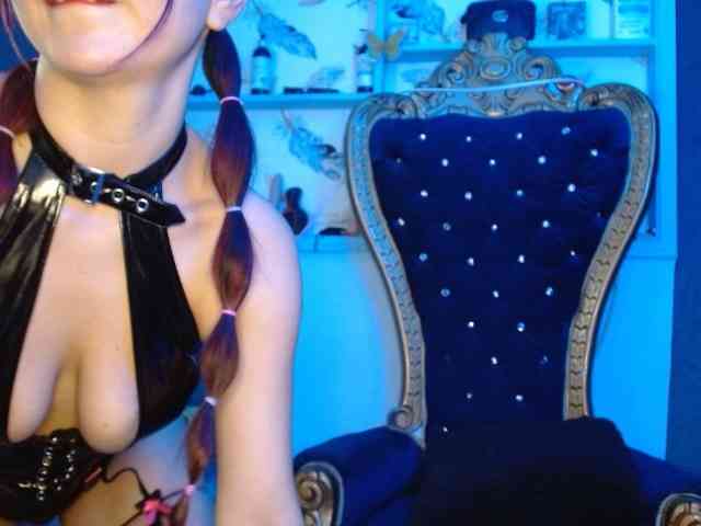 MiaSmiith webcam