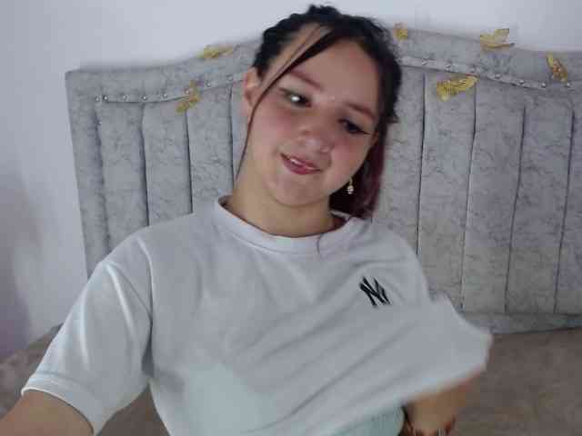 MiaSmiith webcam