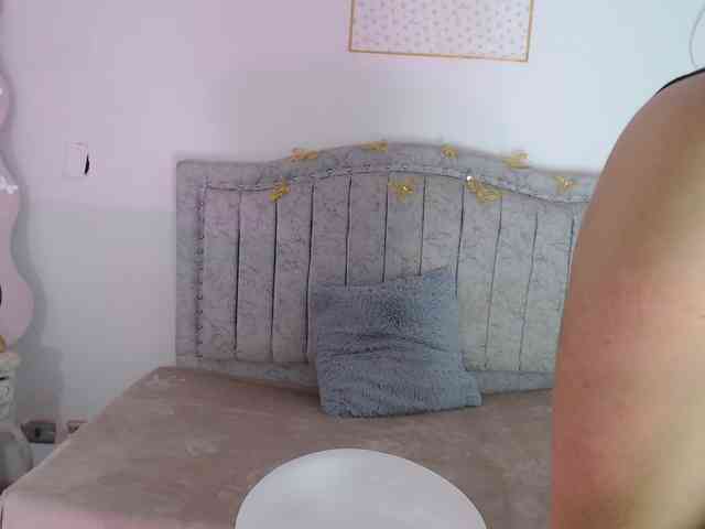 MiaSmiith webcam