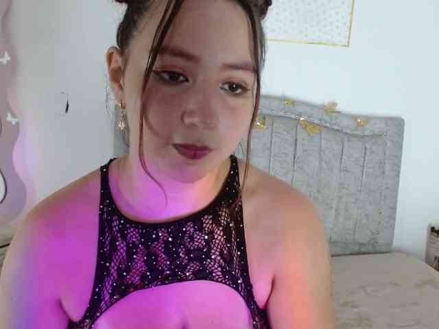MiaSmiith webcam