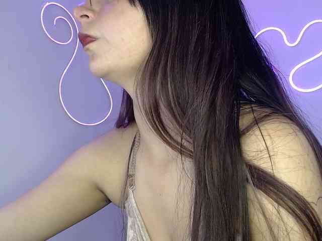 MiaSmiith webcam