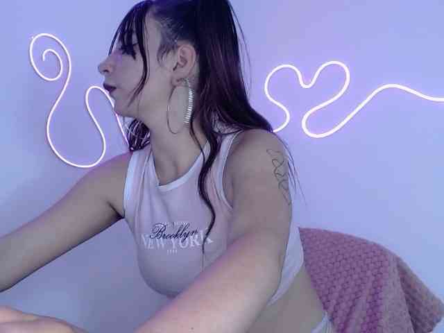 MiaSmiith webcam