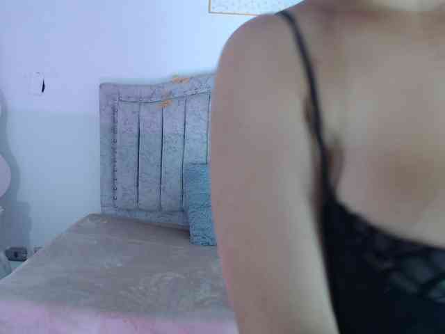 MiaSmiith webcam