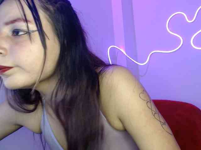 MiaSmiith webcam