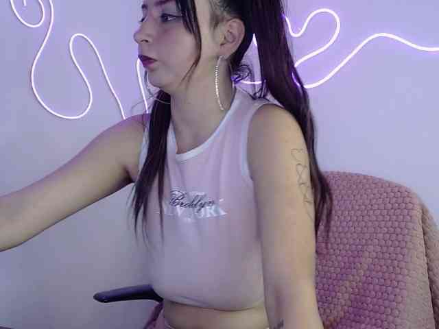 MiaSmiith webcam