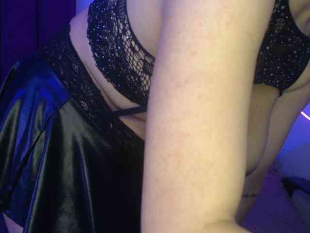 MiaSmiith webcam