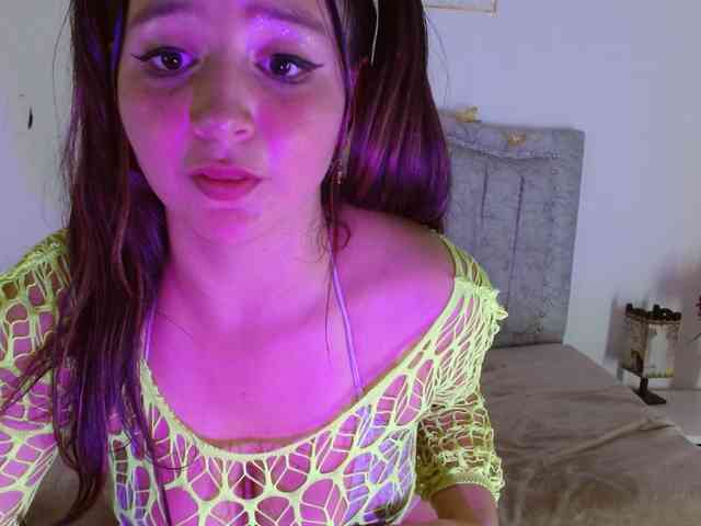 MiaSmiith webcam