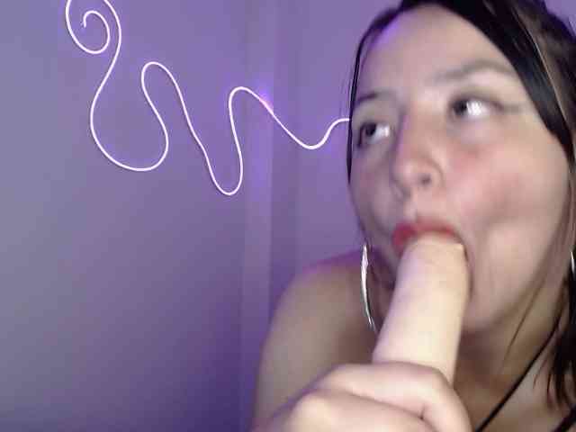 MiaSmiith webcam