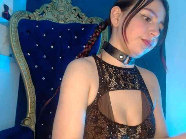 MiaSmiith webcam
