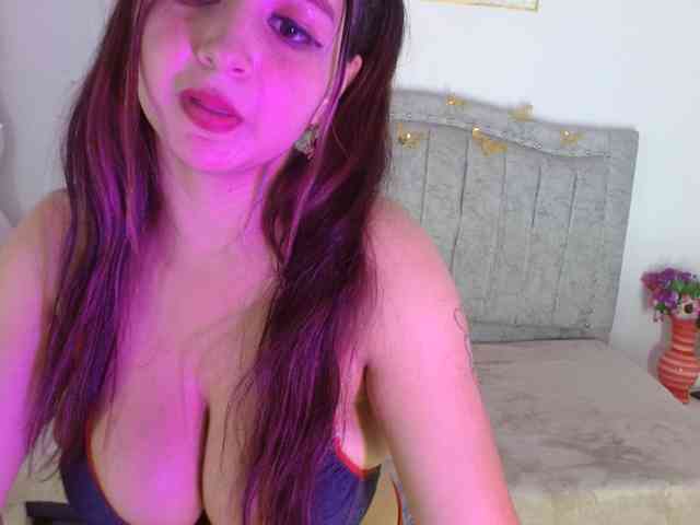 MiaSmiith webcam