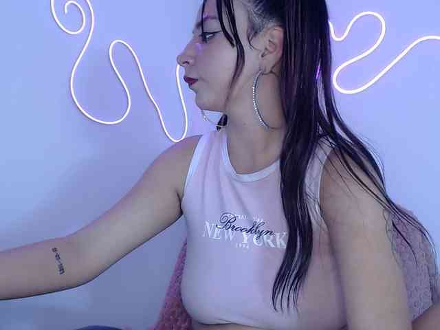 MiaSmiith webcam