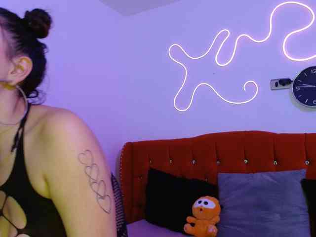MiaSmiith webcam