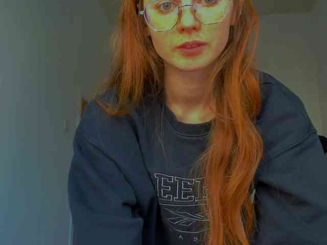 LunaFoxy webcam