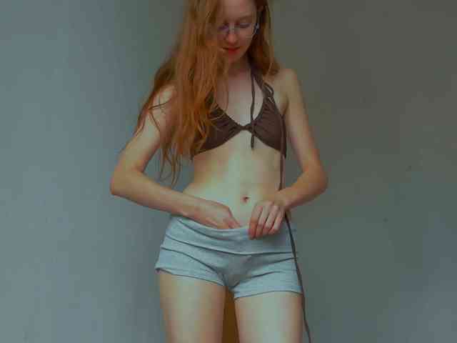 LunaFoxy webcam