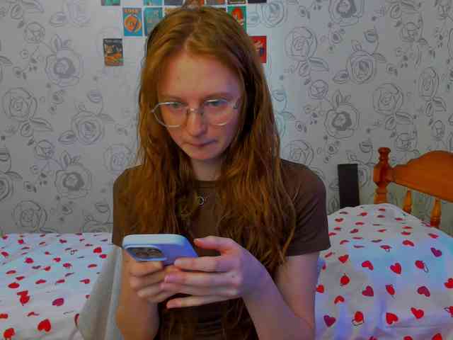LunaFoxy webcam