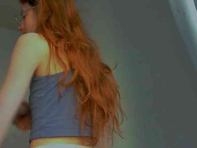 LunaFoxy webcam