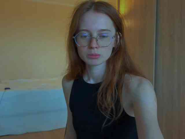 LunaFoxy webcam