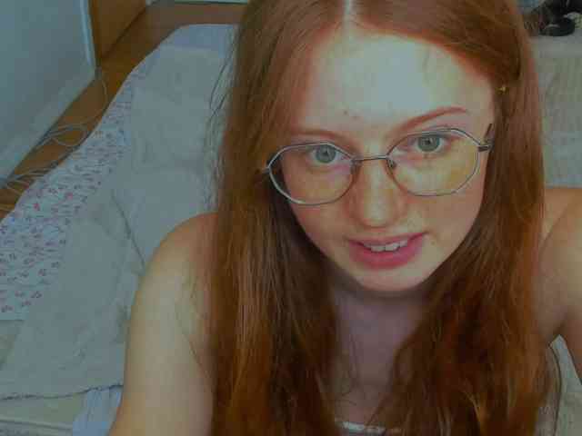 LunaFoxy webcam