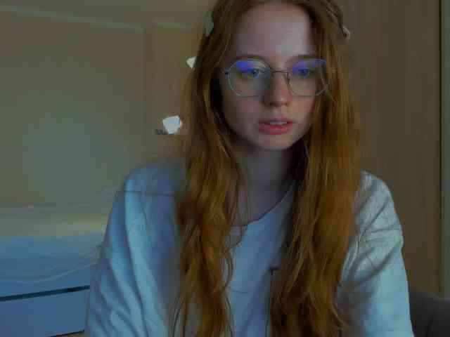 LunaFoxy webcam