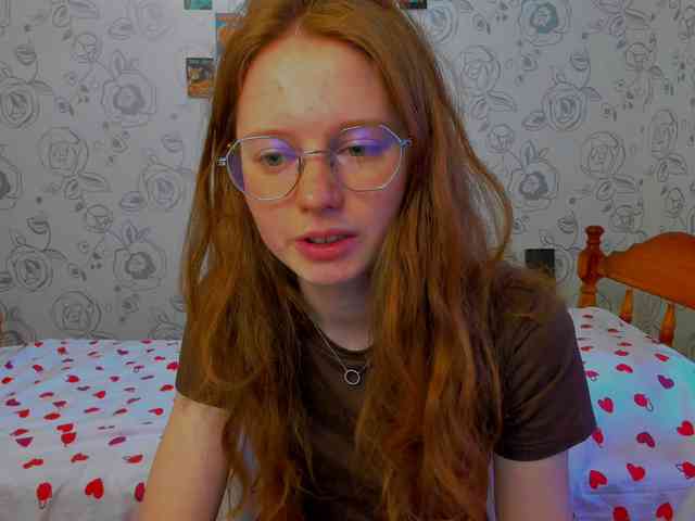 LunaFoxy webcam