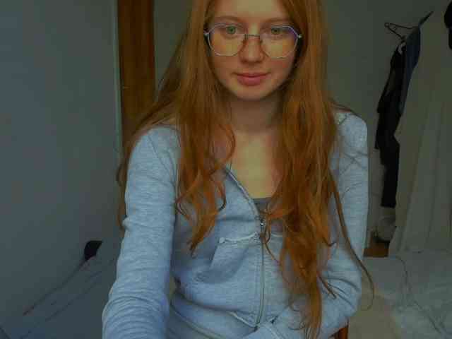 LunaFoxy webcam